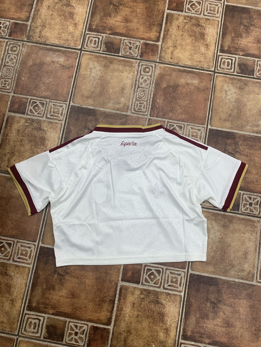 adidas Originals Spain 2026 World Cup Women's Cropped Jersey Size M - Picture 4 of 6